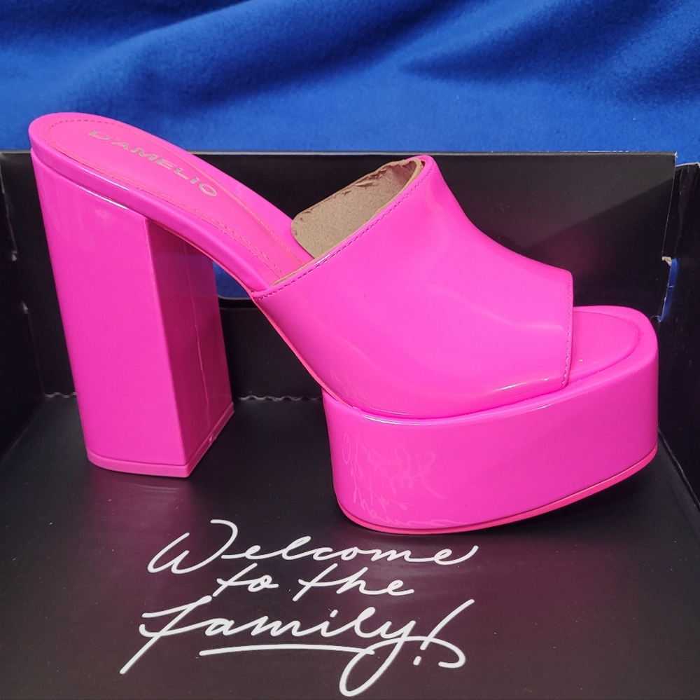 D'AMELIO FOOTWEAR Pink Platform Heels
